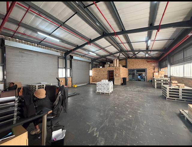 4,793M² WAREHOUSE FOR SALE IN RANDJESPARK